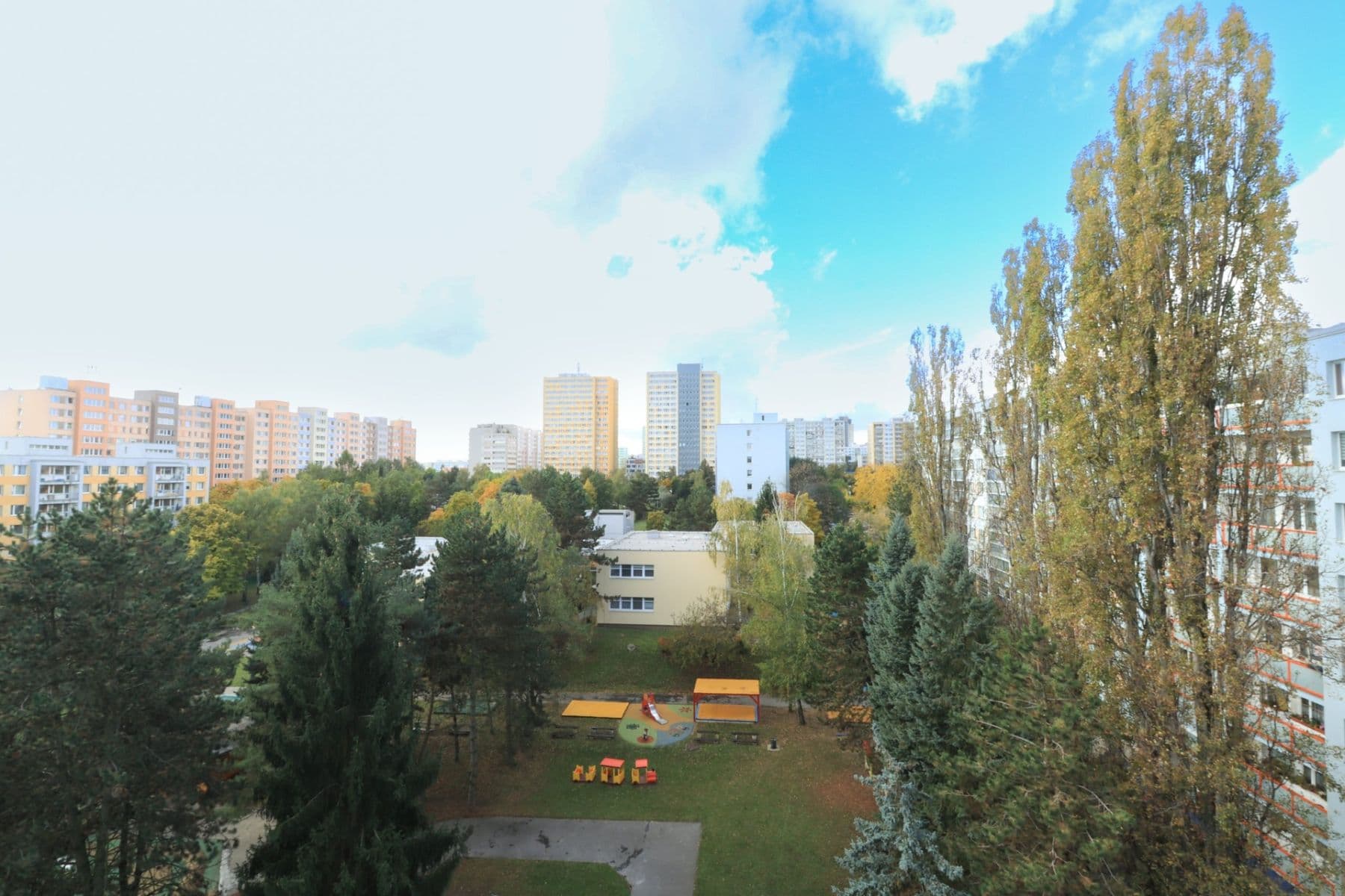 Prenájom bytu 3-izbový 70 m², Štichova, Praha, Praha Prenájom bytu 3-izbový 70 m², Štichova, Praha, Praha