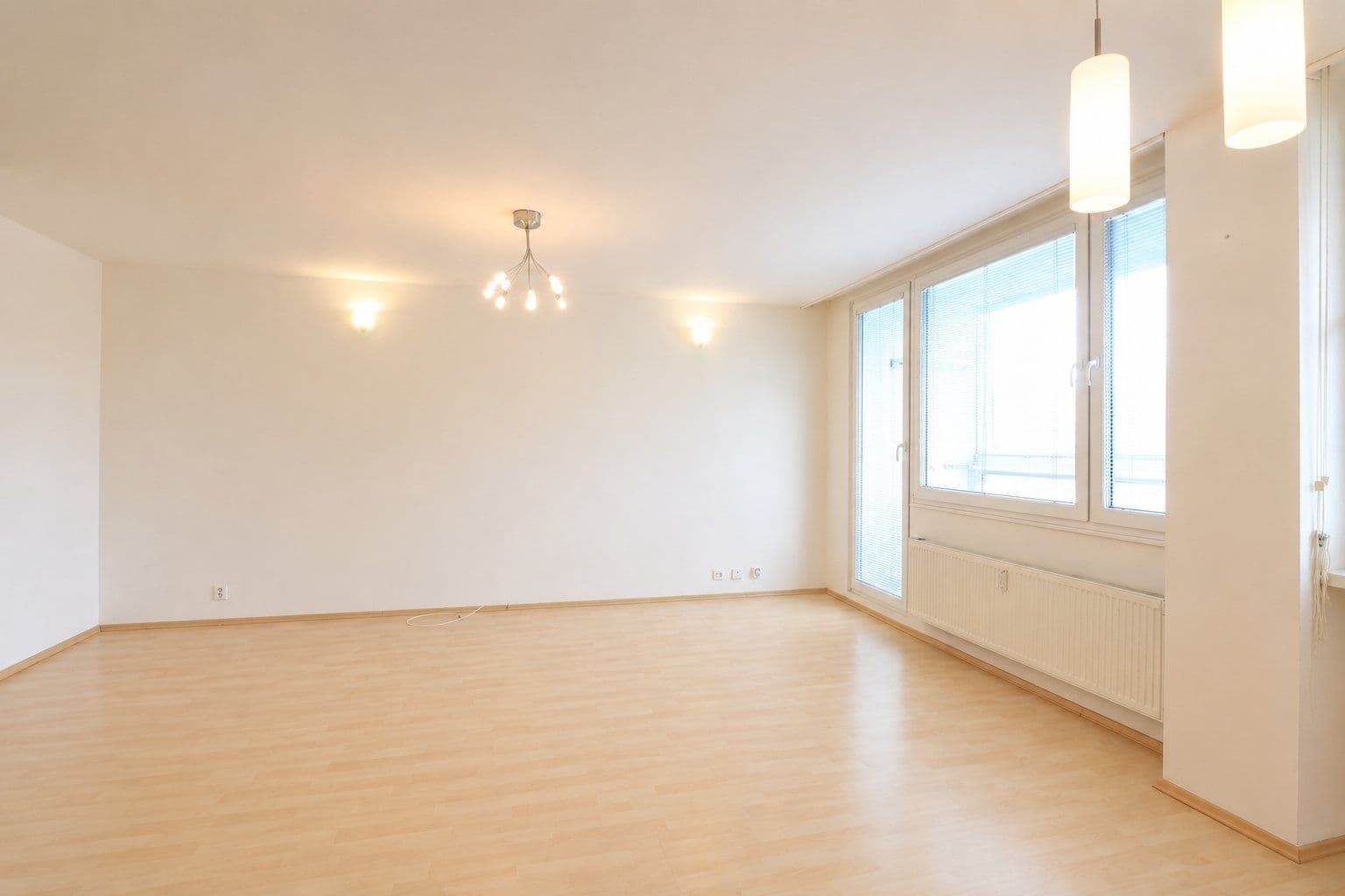 Prenájom bytu 3-izbový 70 m², Štichova, Praha, Praha Prenájom bytu 3-izbový 70 m², Štichova, Praha, Praha