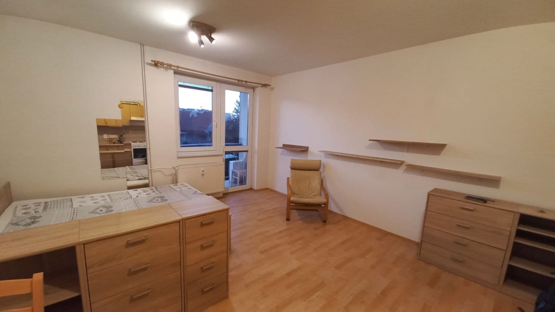 Prenájom bytu 1-izbový 33 m², Stará náves, Praha, Praha Prenájom bytu 1-izbový 33 m², Stará náves, Praha, Praha