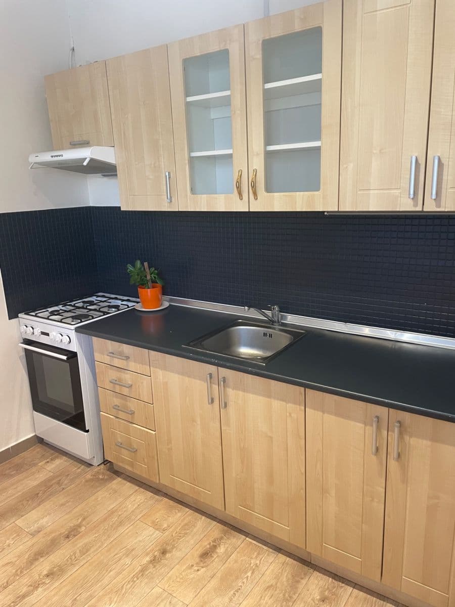 Prenájom bytu 1-izbový 35 m², sídliště Svobody, Prostějov, Olomoucký kraj Prenájom bytu 1-izbový 35 m², sídliště Svobody, Prostějov, Olomoucký kraj
