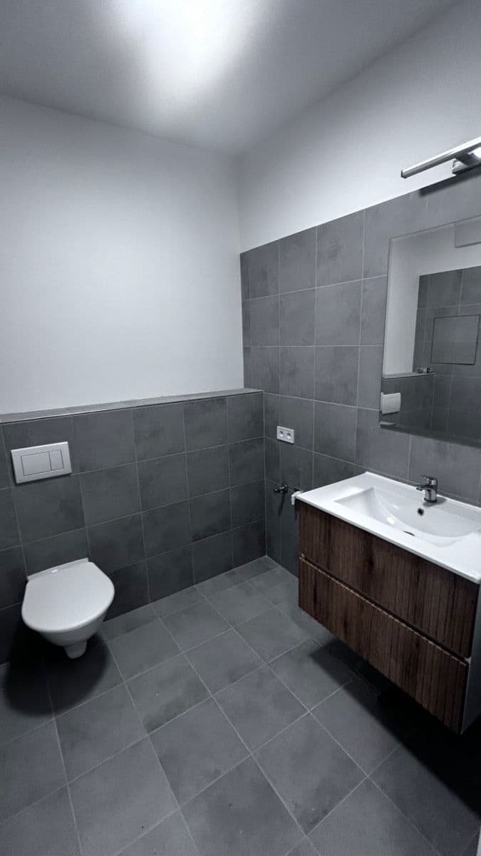 Prenájom bytu 2-izbový 53 m², Gerstelova, Praha, Praha Prenájom bytu 2-izbový 53 m², Gerstelova, Praha, Praha