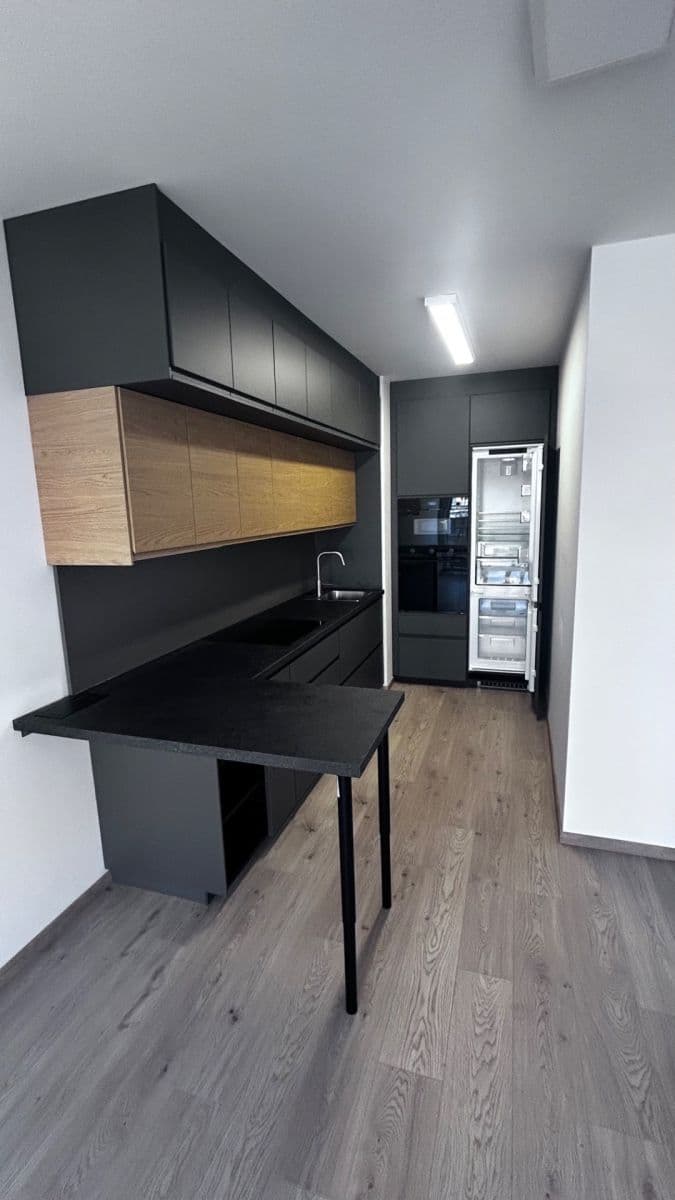 Prenájom bytu 2-izbový 53 m², Gerstelova, Praha, Praha Prenájom bytu 2-izbový 53 m², Gerstelova, Praha, Praha