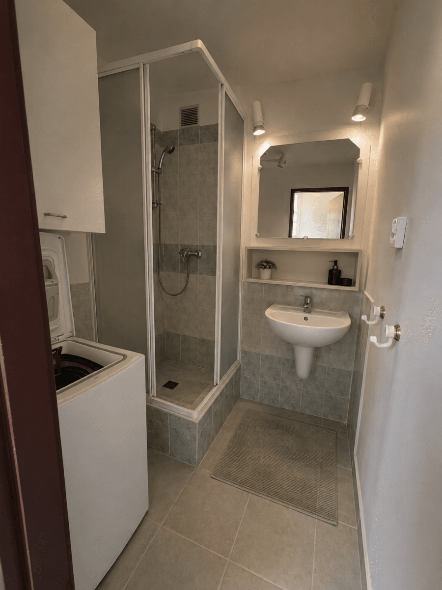 Prenájom bytu 3-izbový 90 m², U Pivovarské zahrady, Ústí nad Labem, Ústecký kraj Prenájom bytu 3-izbový 90 m², U Pivovarské zahrady, Ústí nad Labem, Ústecký kraj