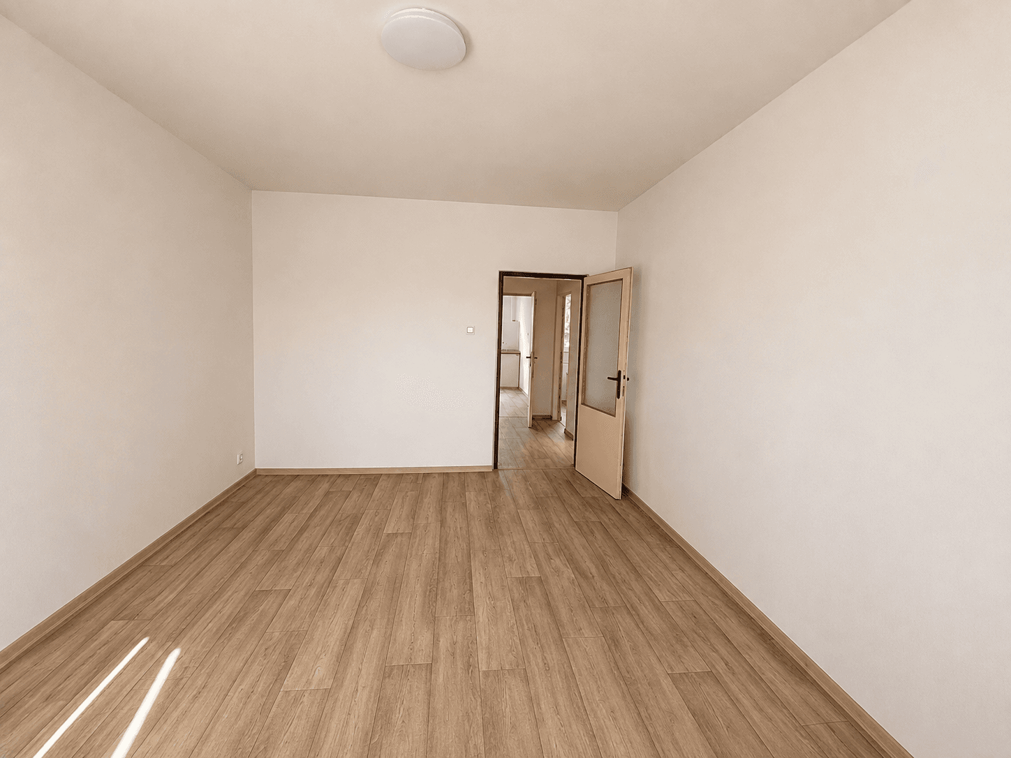 Prenájom bytu 3-izbový 90 m², U Pivovarské zahrady, Ústí nad Labem, Ústecký kraj Prenájom bytu 3-izbový 90 m², U Pivovarské zahrady, Ústí nad Labem, Ústecký kraj