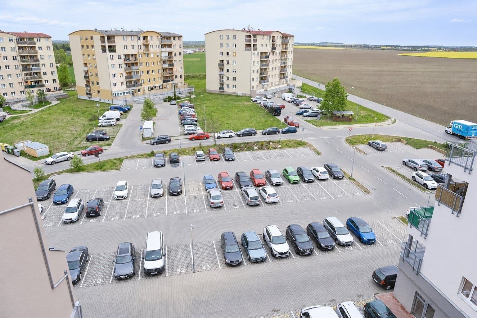 Prenájom bytu 1-izbový 32 m², V Honech, Klecany, Středočeský kraj Prenájom bytu 1-izbový 32 m², V Honech, Klecany, Středočeský kraj