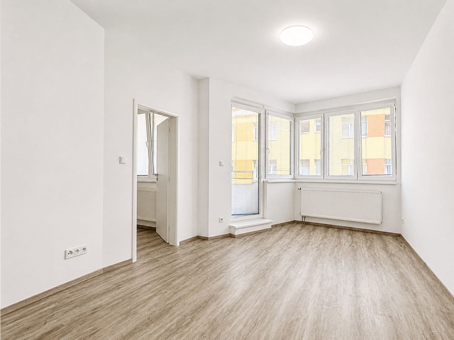 Prenájom bytu 2-izbový 47 m², U Svobodárny, Praha, Praha Prenájom bytu 2-izbový 47 m², U Svobodárny, Praha, Praha