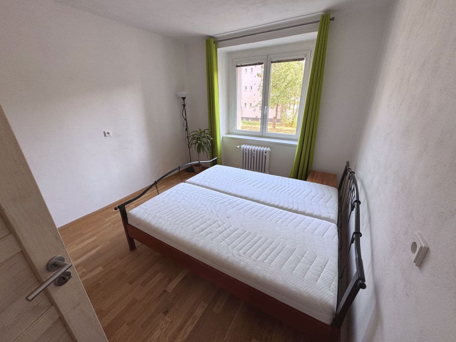 Prenájom bytu 3-izbový 77 m², Radbuzská, Praha, Praha Prenájom bytu 3-izbový 77 m², Radbuzská, Praha, Praha
