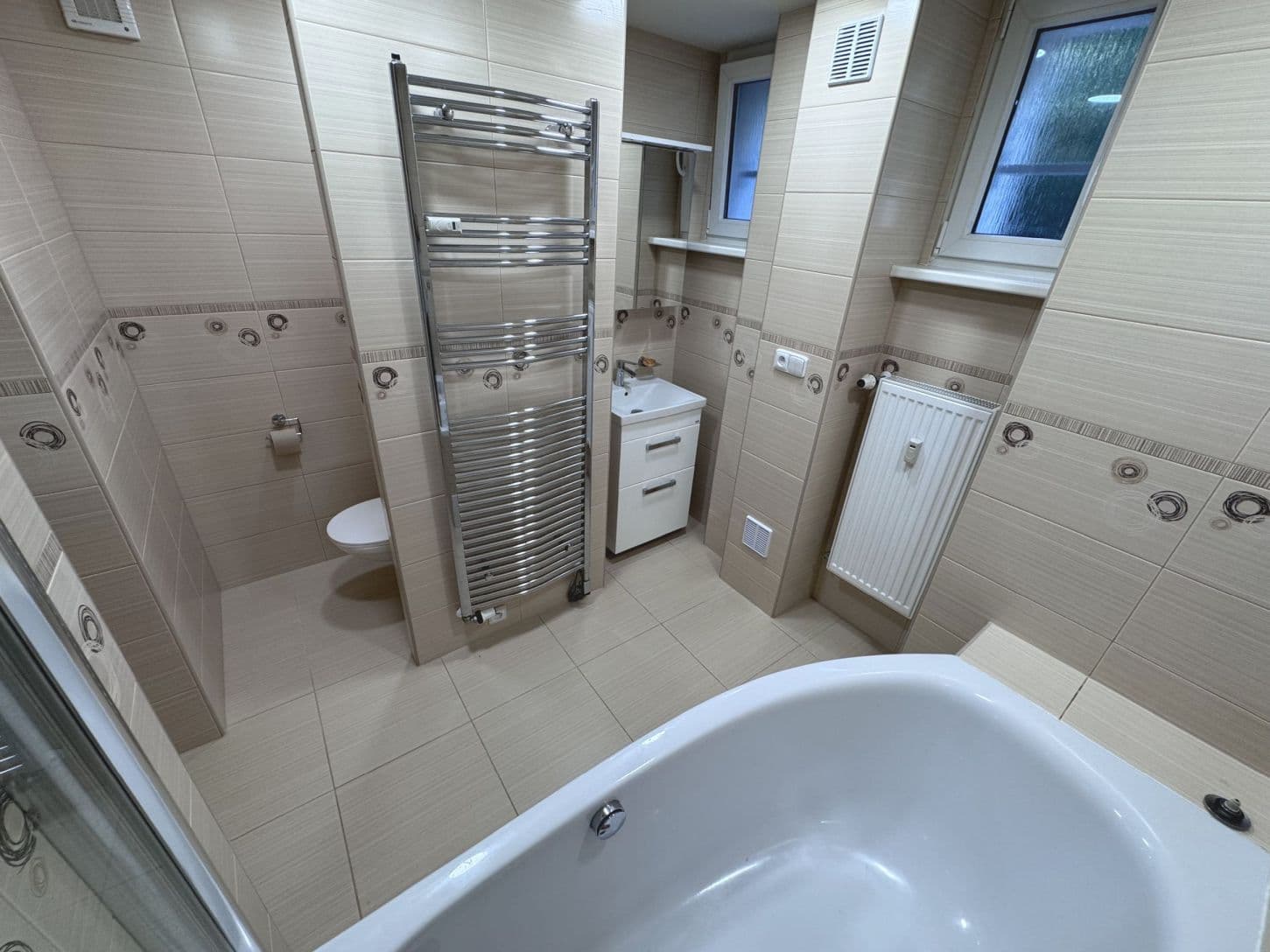 Prenájom bytu 3-izbový 77 m², Radbuzská, Praha, Praha Prenájom bytu 3-izbový 77 m², Radbuzská, Praha, Praha