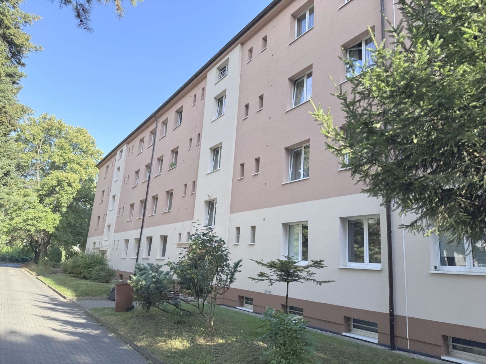 Prenájom bytu 3-izbový 77 m², Radbuzská, Praha, Praha Prenájom bytu 3-izbový 77 m², Radbuzská, Praha, Praha