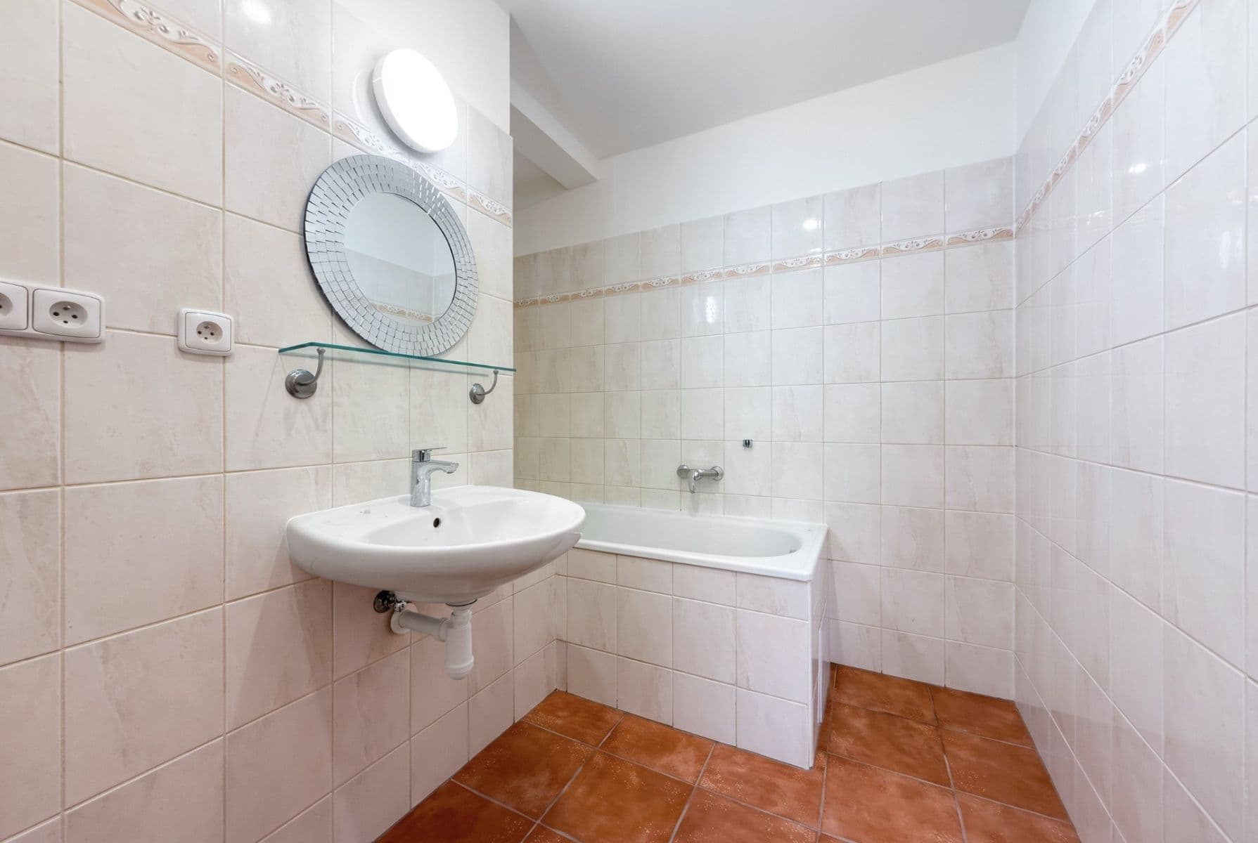 Predaj bytu 2-izbový 75 m², Primátorská, Praha, Praha Predaj bytu 2-izbový 75 m², Primátorská, Praha, Praha