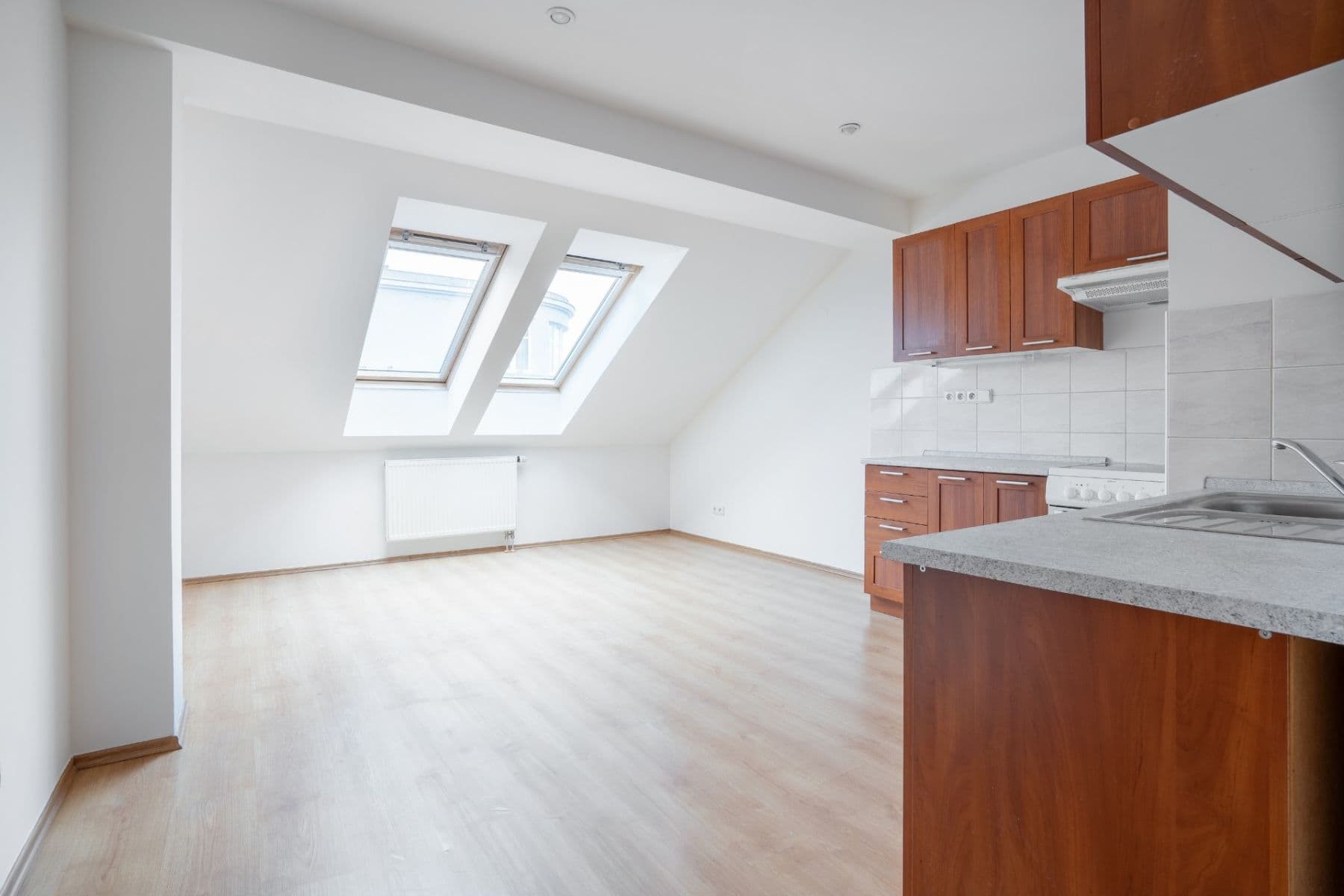 Predaj bytu 2-izbový 75 m², Primátorská, Praha, Praha Predaj bytu 2-izbový 75 m², Primátorská, Praha, Praha
