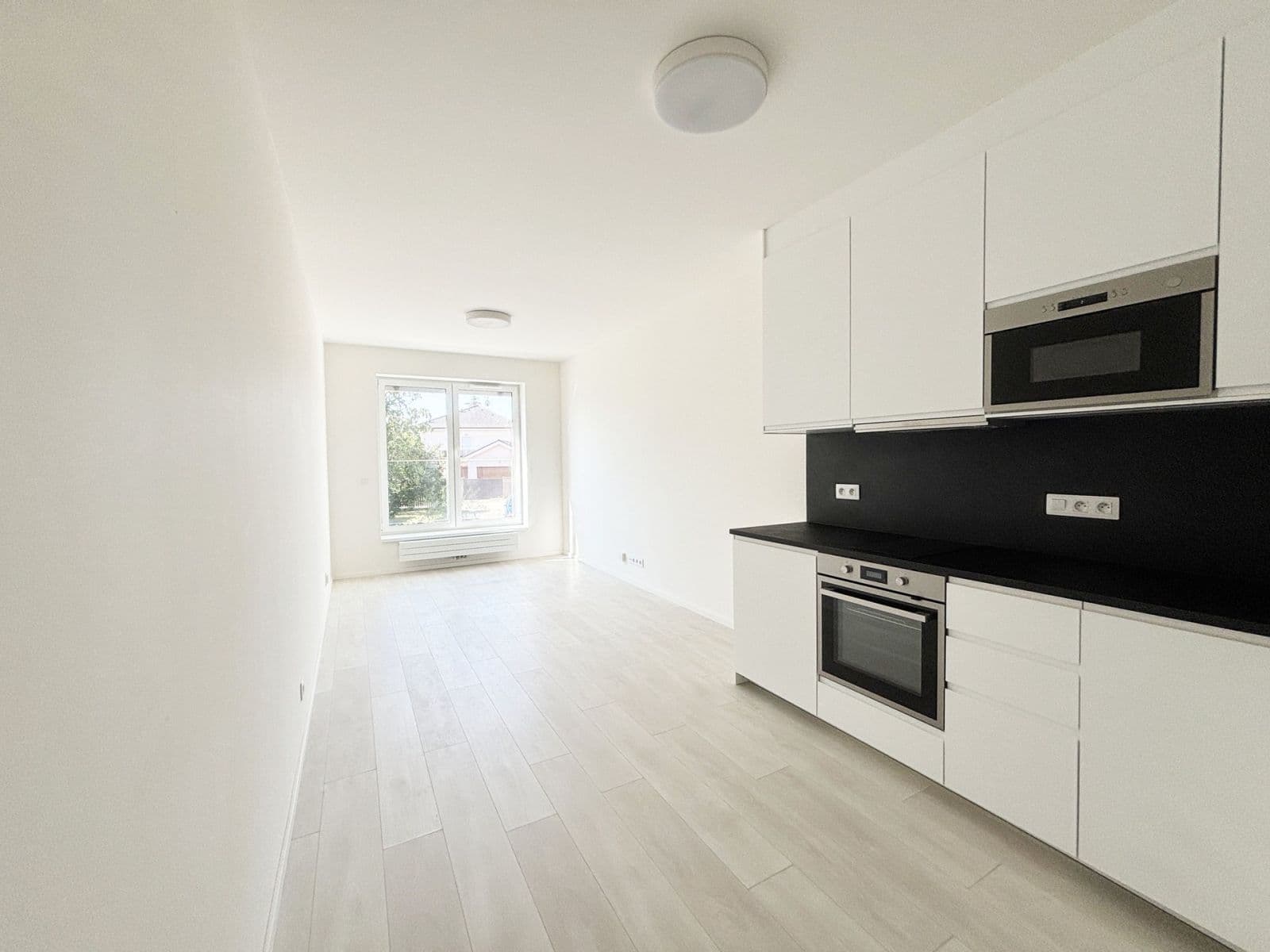 Prenájom bytu 1-izbový 31 m², Českobrodská, Praha, Praha Prenájom bytu 1-izbový 31 m², Českobrodská, Praha, Praha