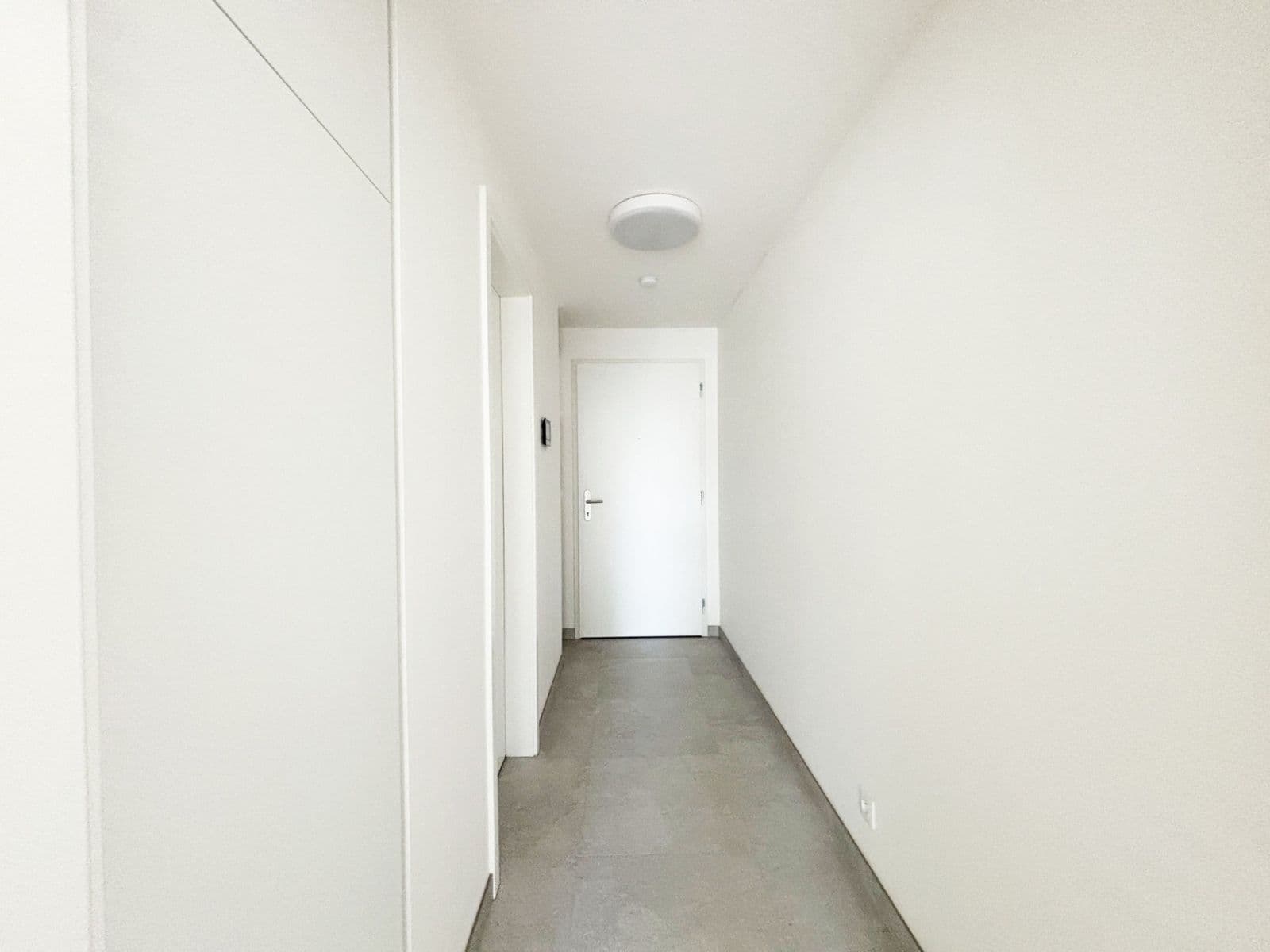 Prenájom bytu 1-izbový 31 m², Českobrodská, Praha, Praha Prenájom bytu 1-izbový 31 m², Českobrodská, Praha, Praha