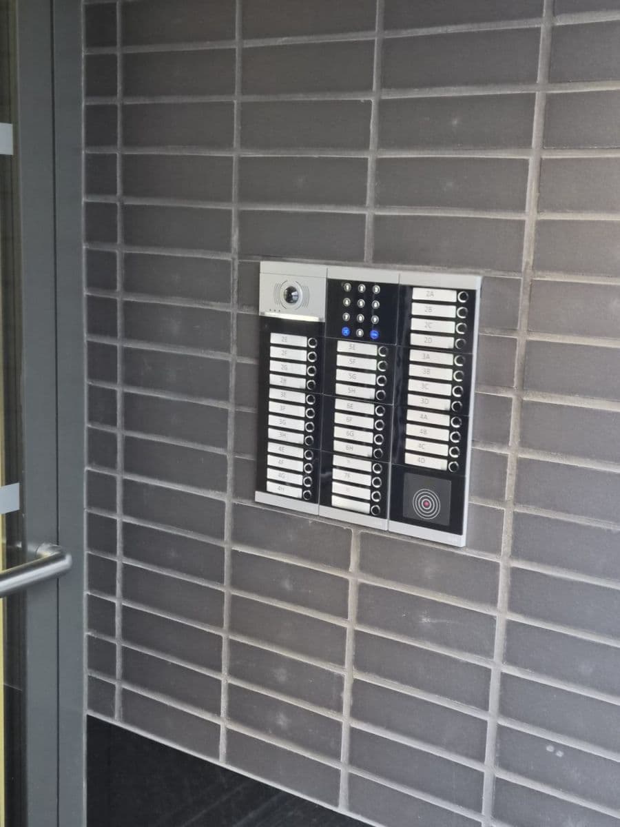 Prenájom bytu 1-izbový 34 m², Příční, Brno, Jihomoravský kraj Prenájom bytu 1-izbový 34 m², Příční, Brno, Jihomoravský kraj