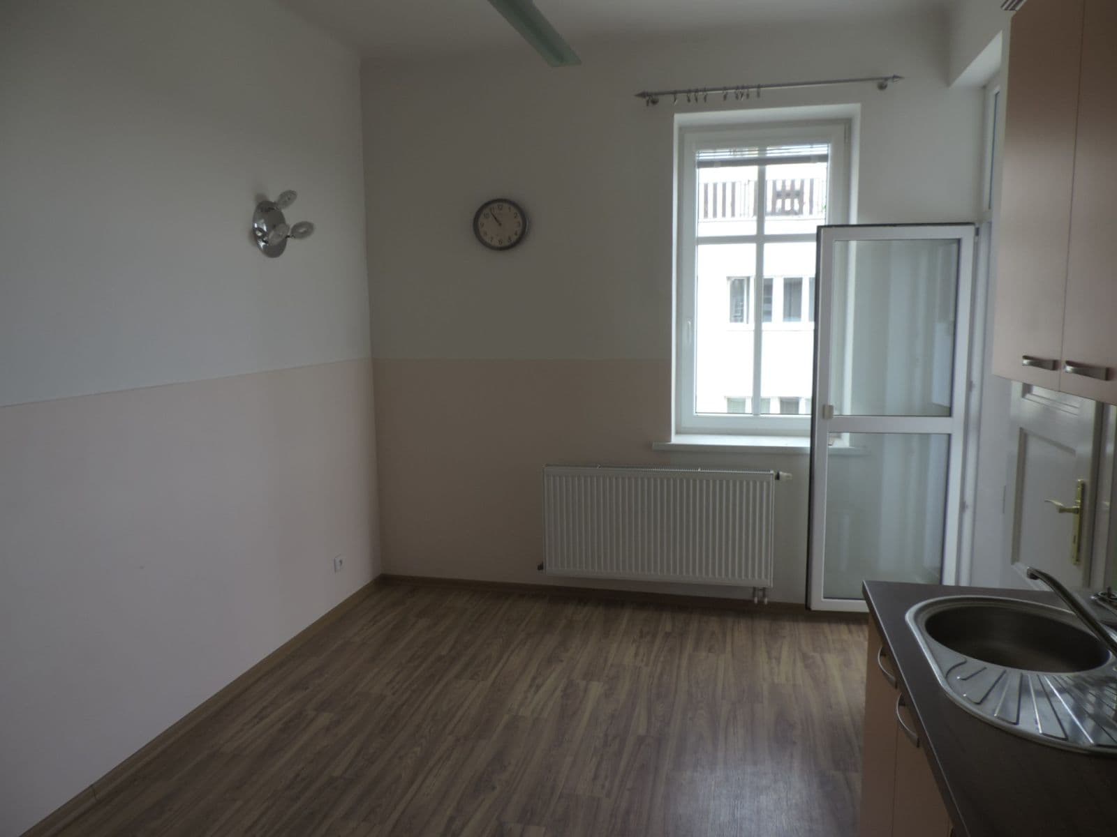 Prenájom bytu 1-izbový 53 m², Těsnohlídkova, Brno, Jihomoravský kraj Prenájom bytu 1-izbový 53 m², Těsnohlídkova, Brno, Jihomoravský kraj
