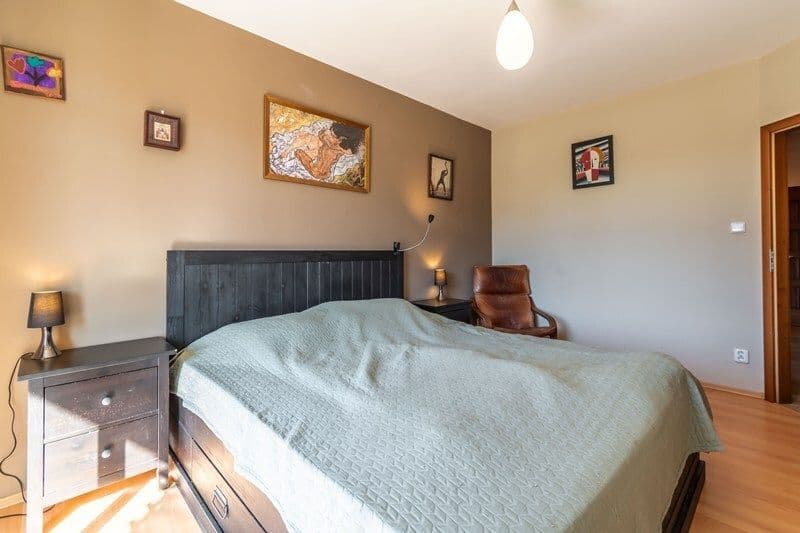 Prenájom bytu 3-izbový 76 m², Benická, Praha, Praha Prenájom bytu 3-izbový 76 m², Benická, Praha, Praha