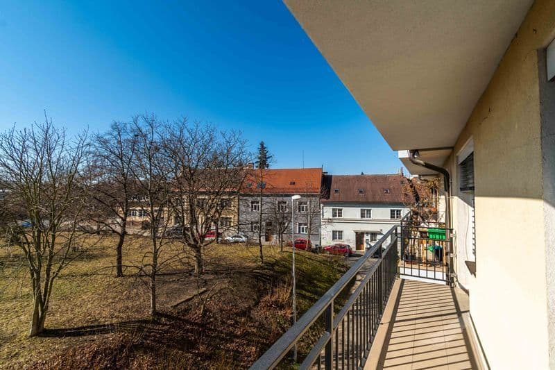 Prenájom bytu 3-izbový 76 m², Benická, Praha, Praha Prenájom bytu 3-izbový 76 m², Benická, Praha, Praha