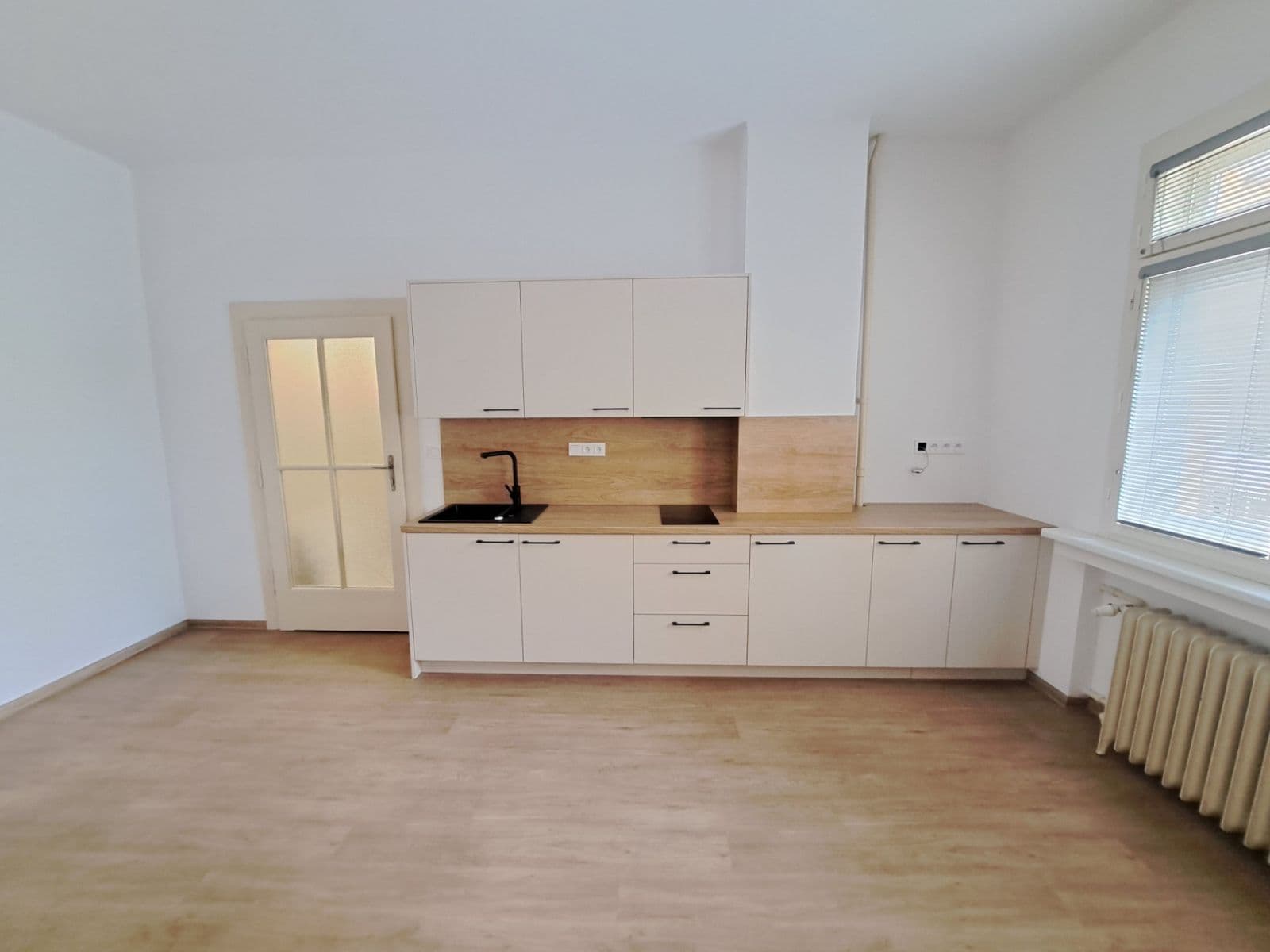 Prenájom bytu 1-izbový 28 m², Vinohradská, Praha, Praha Prenájom bytu 1-izbový 28 m², Vinohradská, Praha, Praha