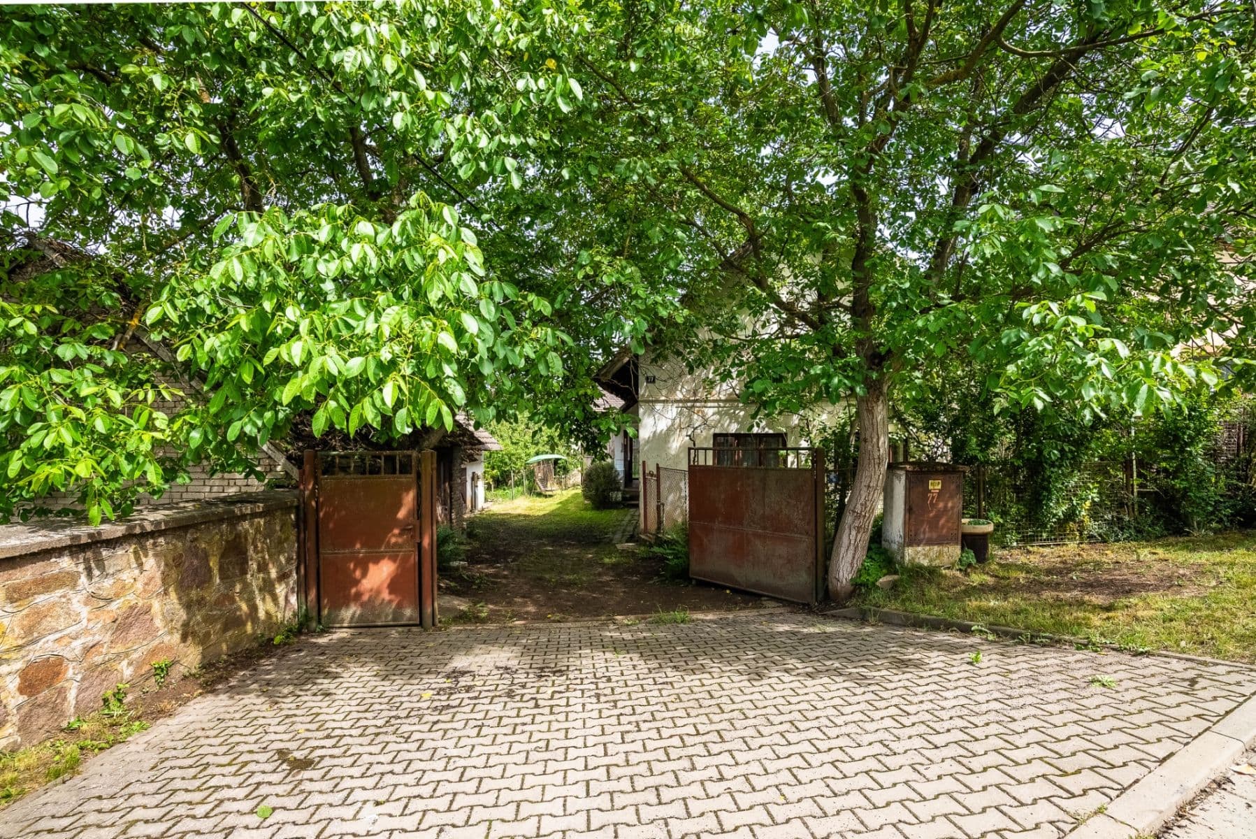 Predaj domu 309 m², pozemok 1.393 m², Chvaletice, Pardubický kraj Predaj domu 309 m², pozemok 1.393 m², Chvaletice, Pardubický kraj