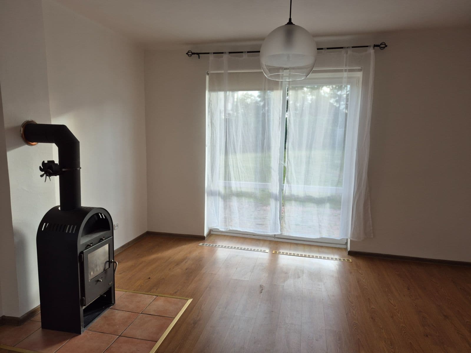 Prenájom domu 56 m², pozemok 900 m², Žižkova, Praha, Praha Prenájom domu 56 m², pozemok 900 m², Žižkova, Praha, Praha
