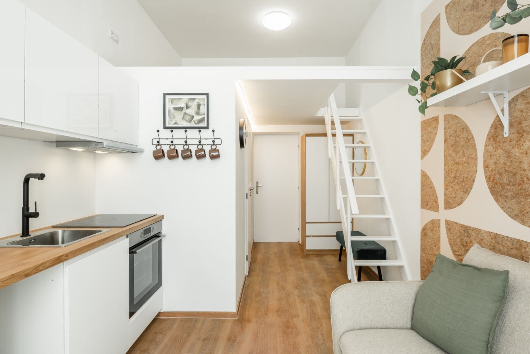 Predaj bytu 1-izbový 18 m², náměstí Bratří Synků, Praha, Praha Predaj bytu 1-izbový 18 m², náměstí Bratří Synků, Praha, Praha