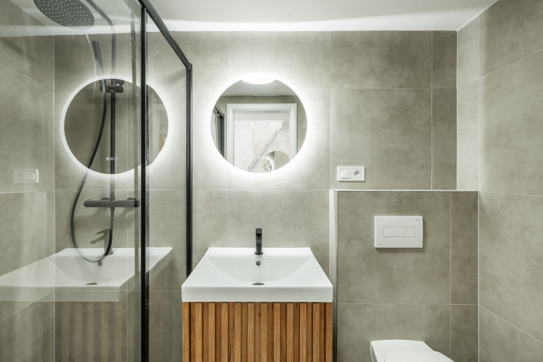 Predaj bytu 1-izbový 18 m², náměstí Bratří Synků, Praha, Praha Predaj bytu 1-izbový 18 m², náměstí Bratří Synků, Praha, Praha