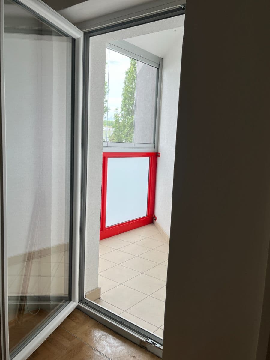 Prenájom bytu 3-izbový 92 m², Nušlova, Praha, Praha Prenájom bytu 3-izbový 92 m², Nušlova, Praha, Praha