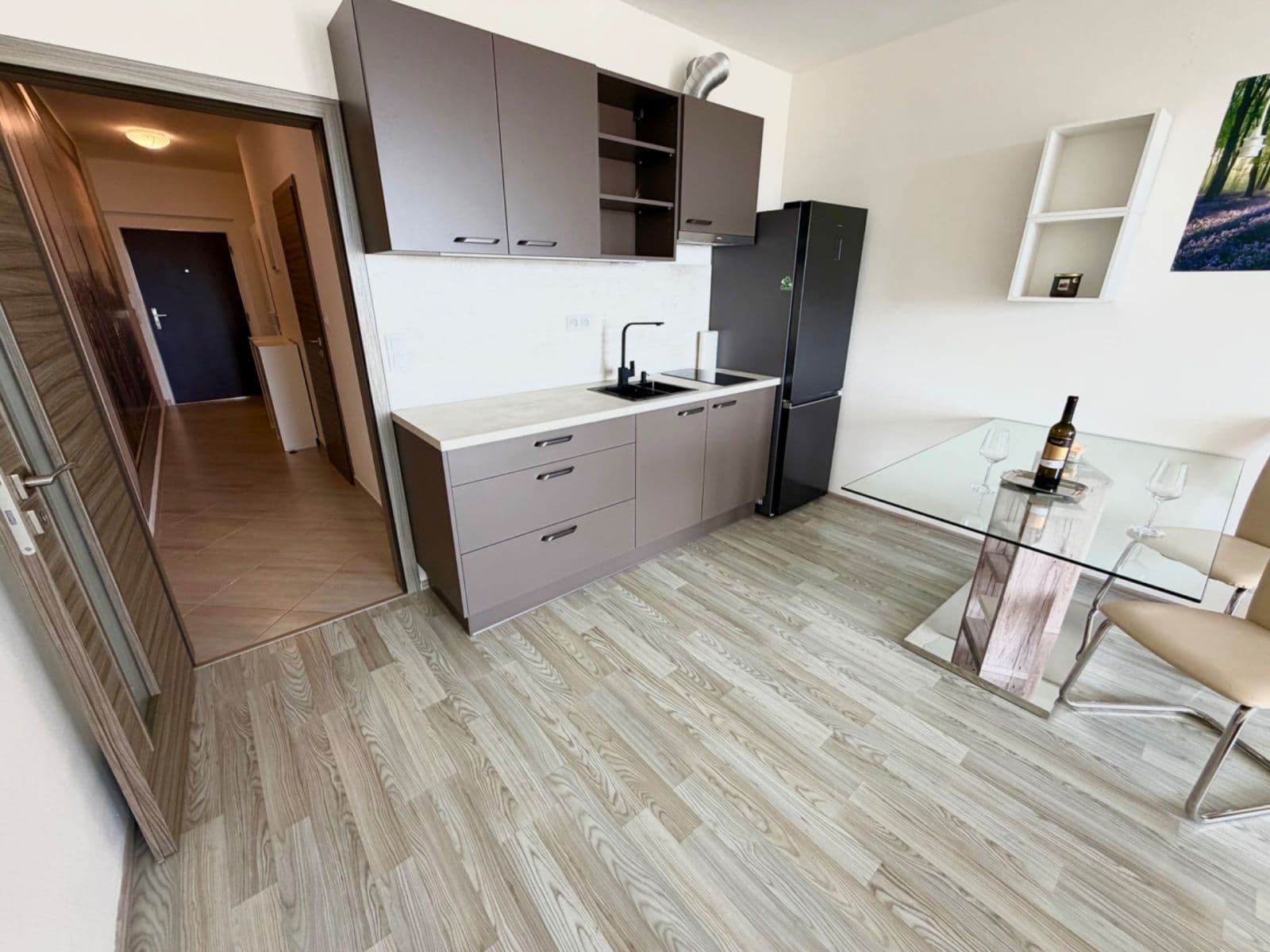 Prenájom bytu 1-izbový 40 m², Hornoměcholupská, Praha, Praha Prenájom bytu 1-izbový 40 m², Hornoměcholupská, Praha, Praha
