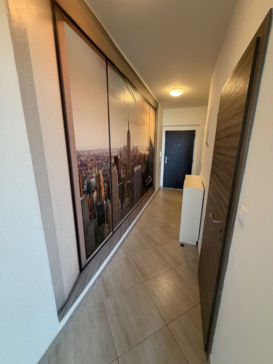 Prenájom bytu 1-izbový 40 m², Hornoměcholupská, Praha, Praha Prenájom bytu 1-izbový 40 m², Hornoměcholupská, Praha, Praha