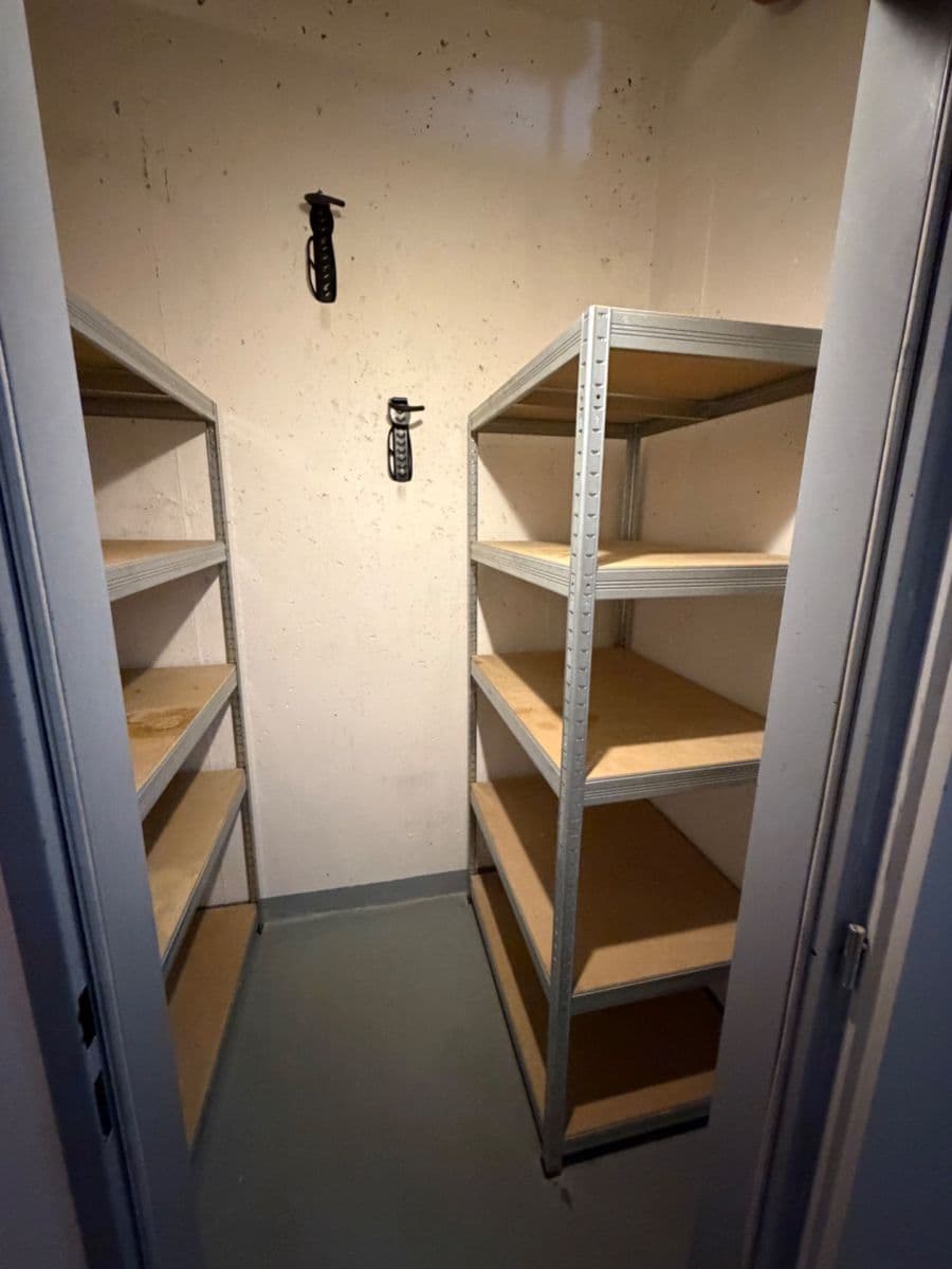 Prenájom bytu 1-izbový 40 m², Hornoměcholupská, Praha, Praha Prenájom bytu 1-izbový 40 m², Hornoměcholupská, Praha, Praha