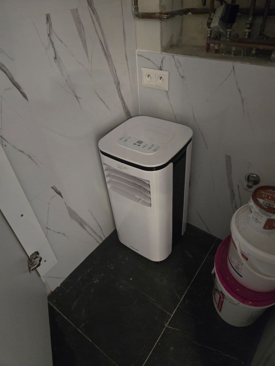 Predaj nebytového priestoru 26 m², Roháčova, Praha, Praha Predaj nebytového priestoru 26 m², Roháčova, Praha, Praha