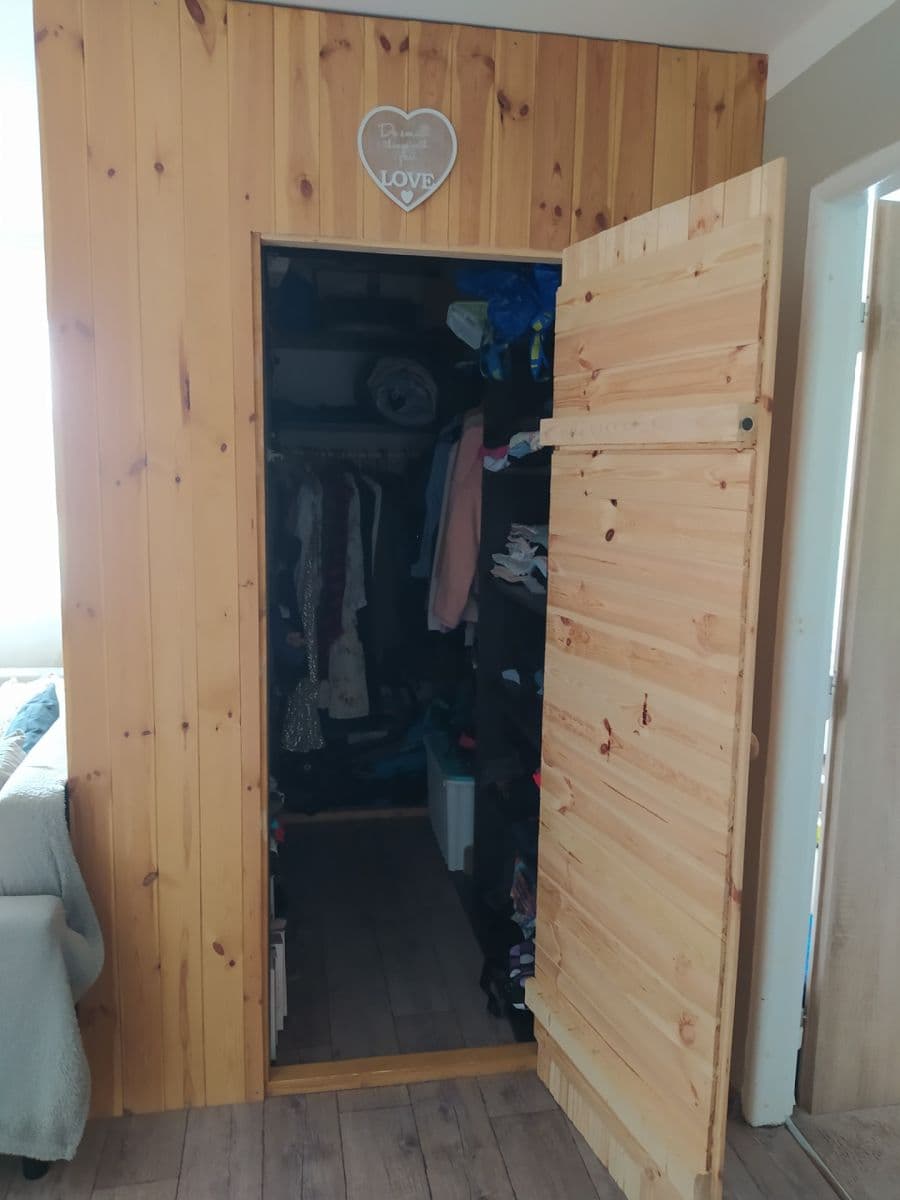 Predaj bytu 3-izbový 56 m², Jana Žižky, Jince, Středočeský kraj Predaj bytu 3-izbový 56 m², Jana Žižky, Jince, Středočeský kraj