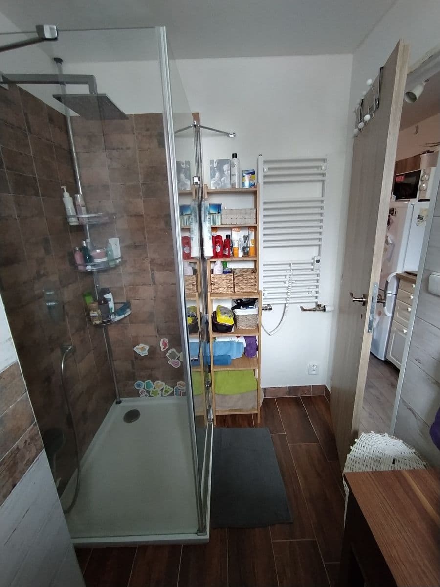 Predaj bytu 3-izbový 56 m², Jana Žižky, Jince, Středočeský kraj Predaj bytu 3-izbový 56 m², Jana Žižky, Jince, Středočeský kraj