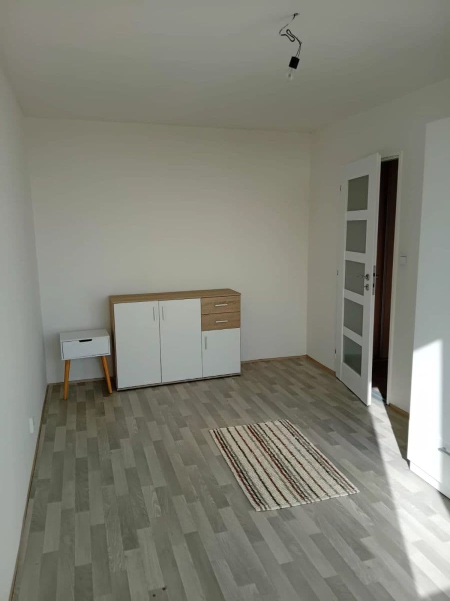 Prenájom bytu 3-izbový 65 m², Bojasova, Praha, Praha Prenájom bytu 3-izbový 65 m², Bojasova, Praha, Praha