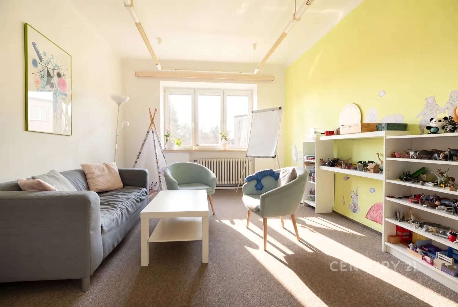 Prenájom bytu 4-izbový 80 m², Doubravčická, Praha, Praha Prenájom bytu 4-izbový 80 m², Doubravčická, Praha, Praha