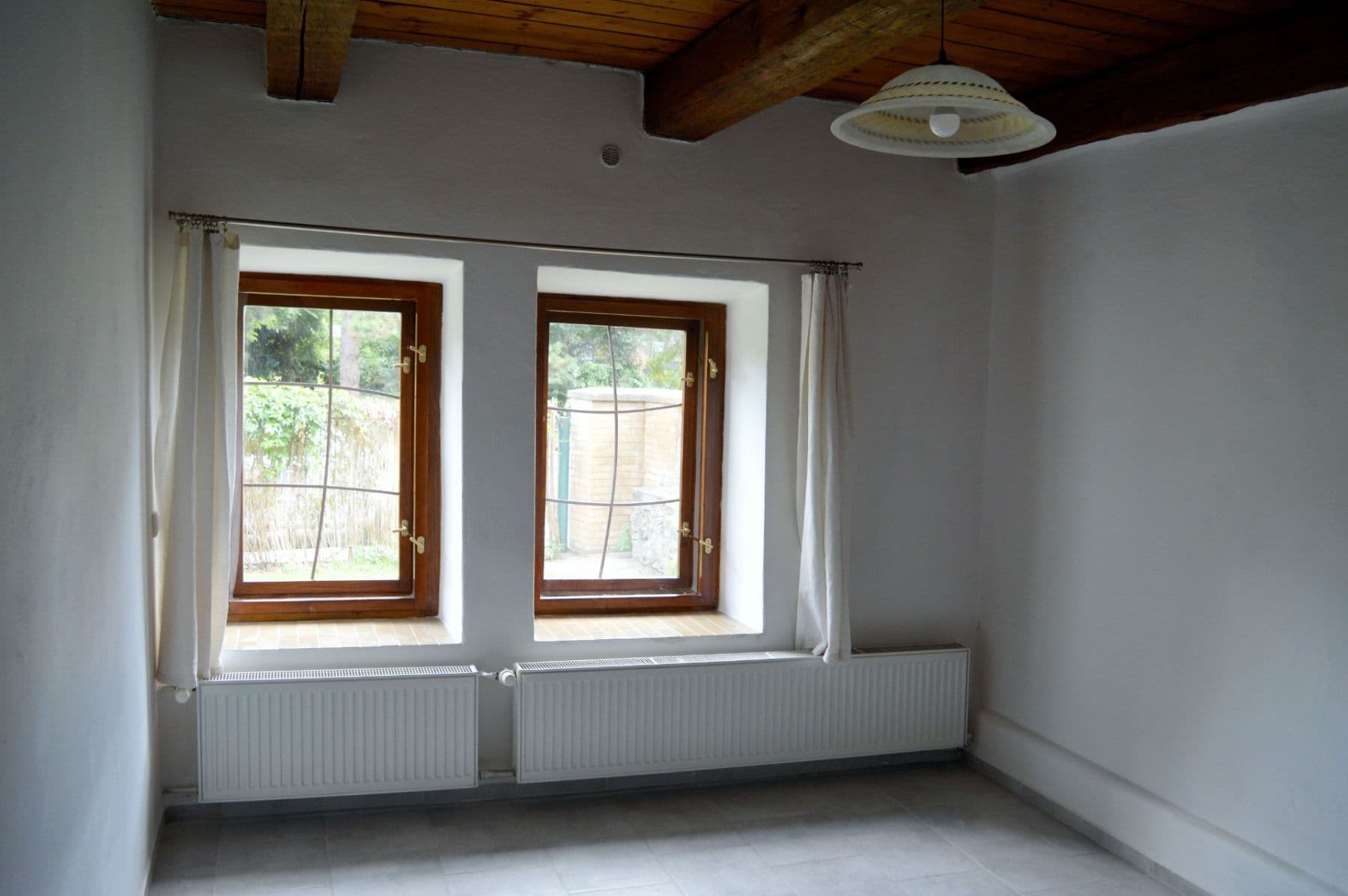 Prenájom bytu 2-izbový 46 m², Zbraslavská, Praha, Praha Prenájom bytu 2-izbový 46 m², Zbraslavská, Praha, Praha