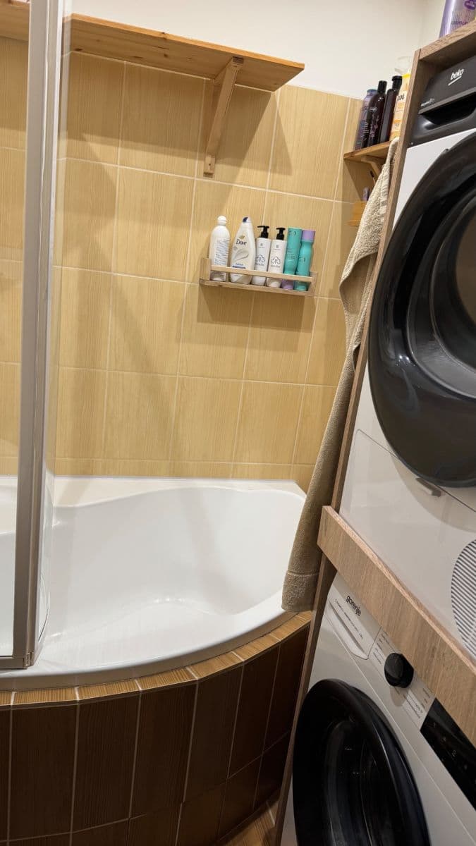 Predaj bytu 3-izbový 75 m², U Potoka, Vysoké Mýto, Pardubický kraj Predaj bytu 3-izbový 75 m², U Potoka, Vysoké Mýto, Pardubický kraj
