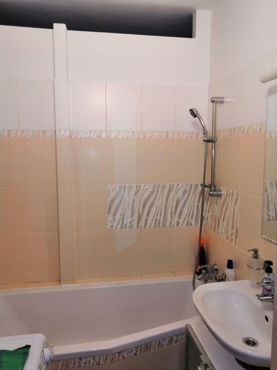 Prenájom bytu 2-izbový 56 m², Pod Bání, Praha, Praha Prenájom bytu 2-izbový 56 m², Pod Bání, Praha, Praha