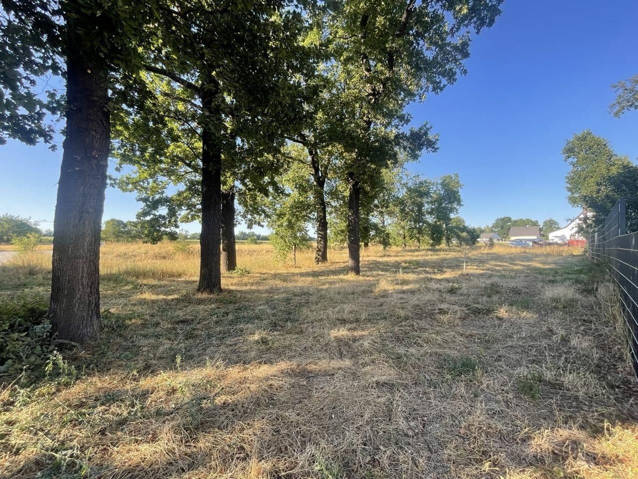 Predaj pozemku 400 m², Pfarrholz 12, Pegau, Sasko Predaj pozemku 400 m², Pfarrholz 12, Pegau, Sasko