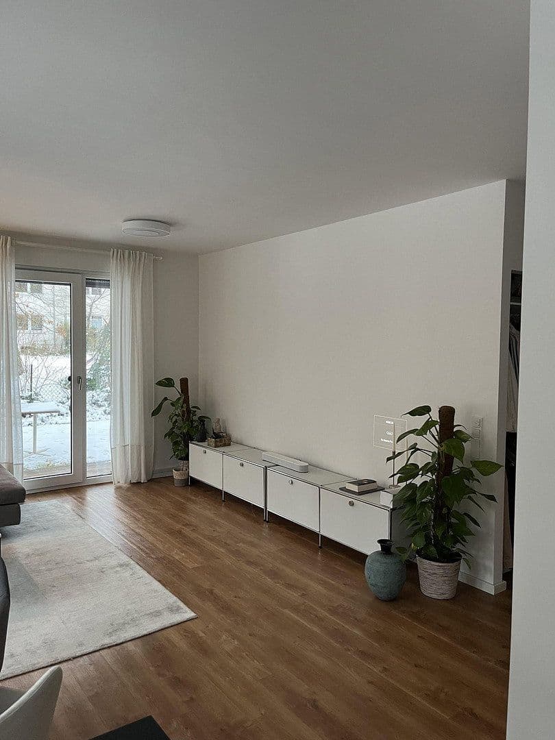 Prenájom bytu 3-izbový 86 m², Uhlenhorster Weg 29A, Hamburg, Hamburg Prenájom bytu 3-izbový 86 m², Uhlenhorster Weg 29A, Hamburg, Hamburg