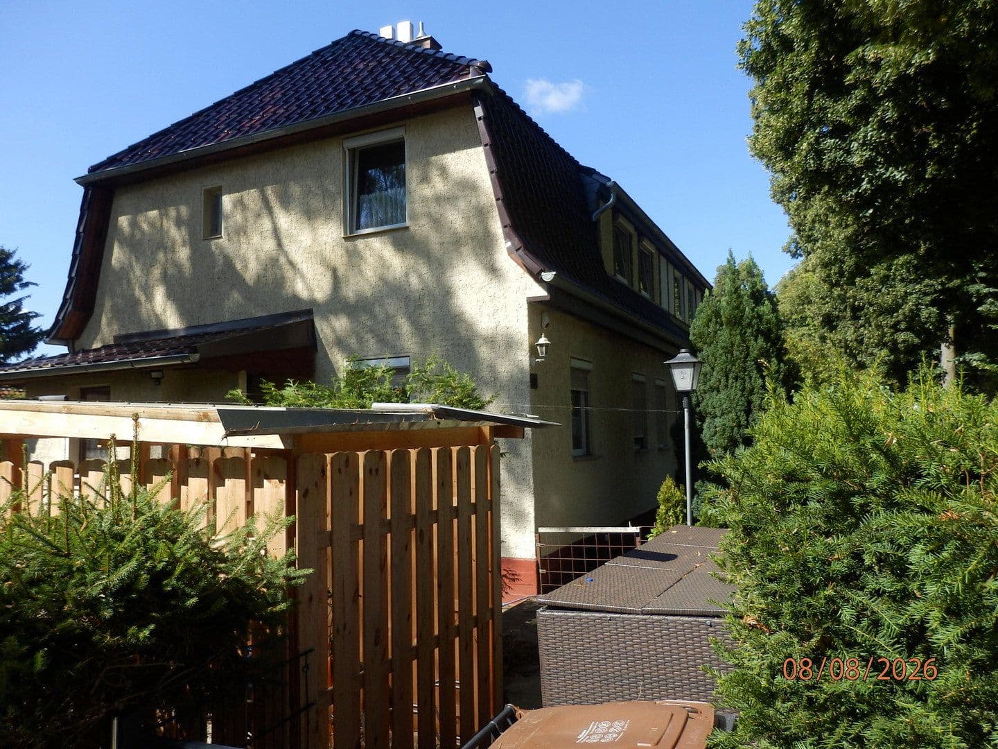 Predaj domu 72 m², pozemok 404 m², Bästleinsstraße 17, Hohen Neuendorf, Brandenbursko Predaj domu 72 m², pozemok 404 m², Bästleinsstraße 17, Hohen Neuendorf, Brandenbursko