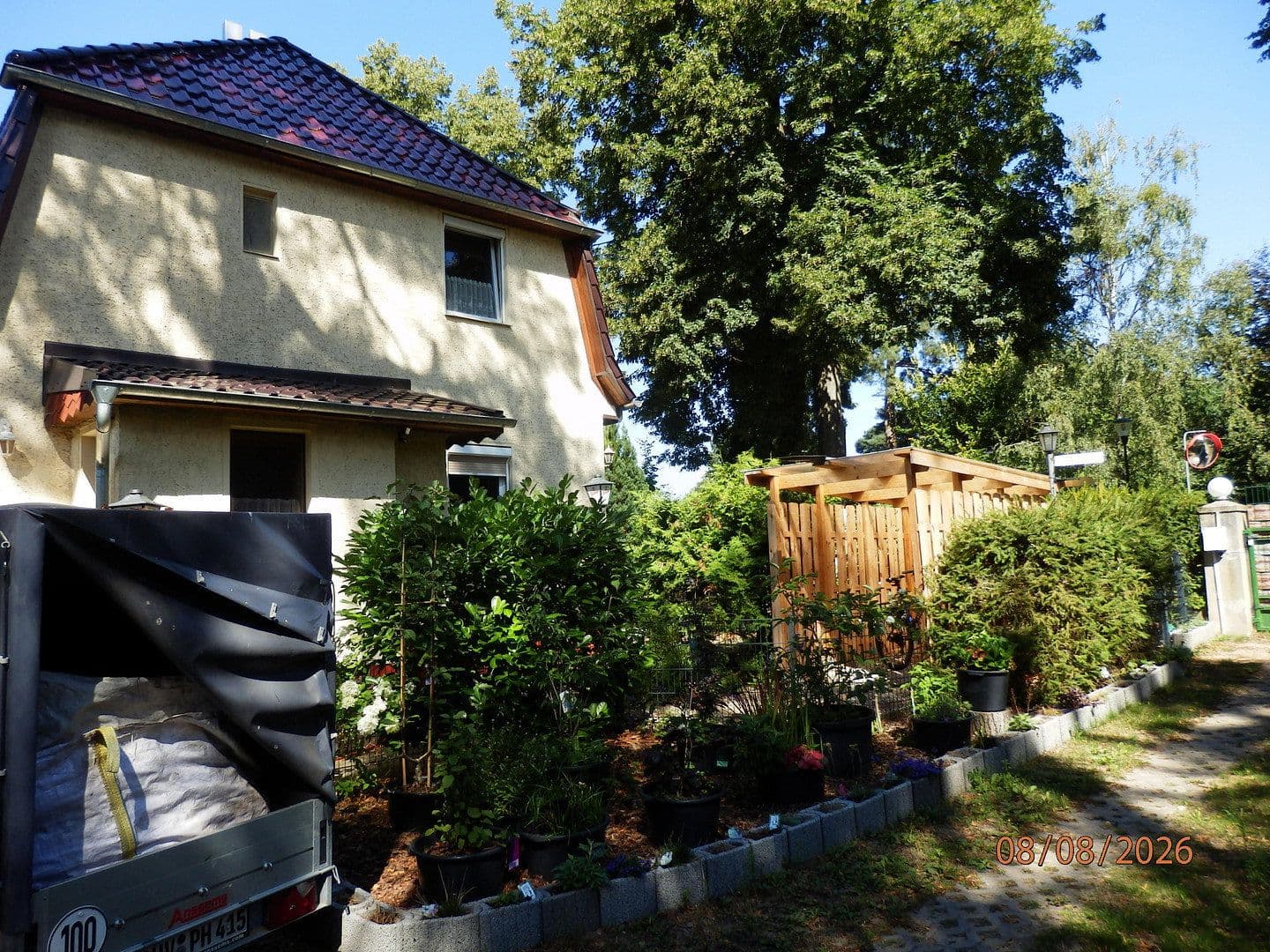 Predaj domu 72 m², pozemok 404 m², Bästleinsstraße 17, Hohen Neuendorf, Brandenbursko Predaj domu 72 m², pozemok 404 m², Bästleinsstraße 17, Hohen Neuendorf, Brandenbursko