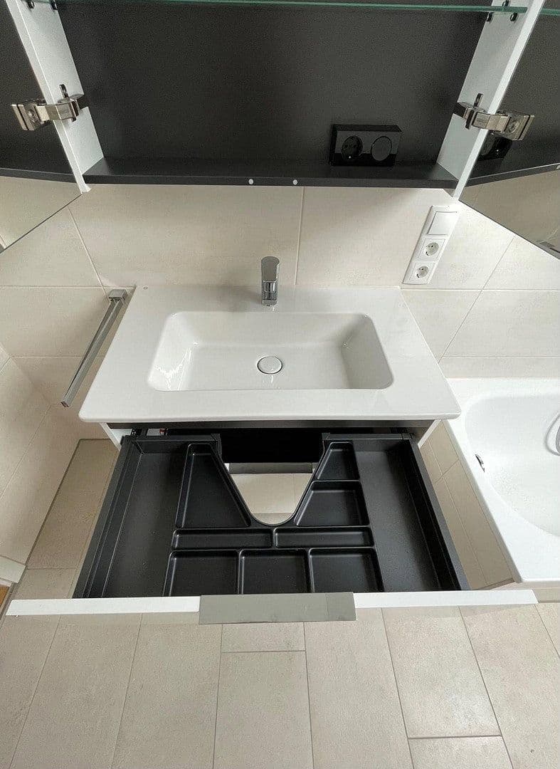 Prenájom bytu 3-izbový 95 m², Hohenthann, Bavorsko Prenájom bytu 3-izbový 95 m², Hohenthann, Bavorsko