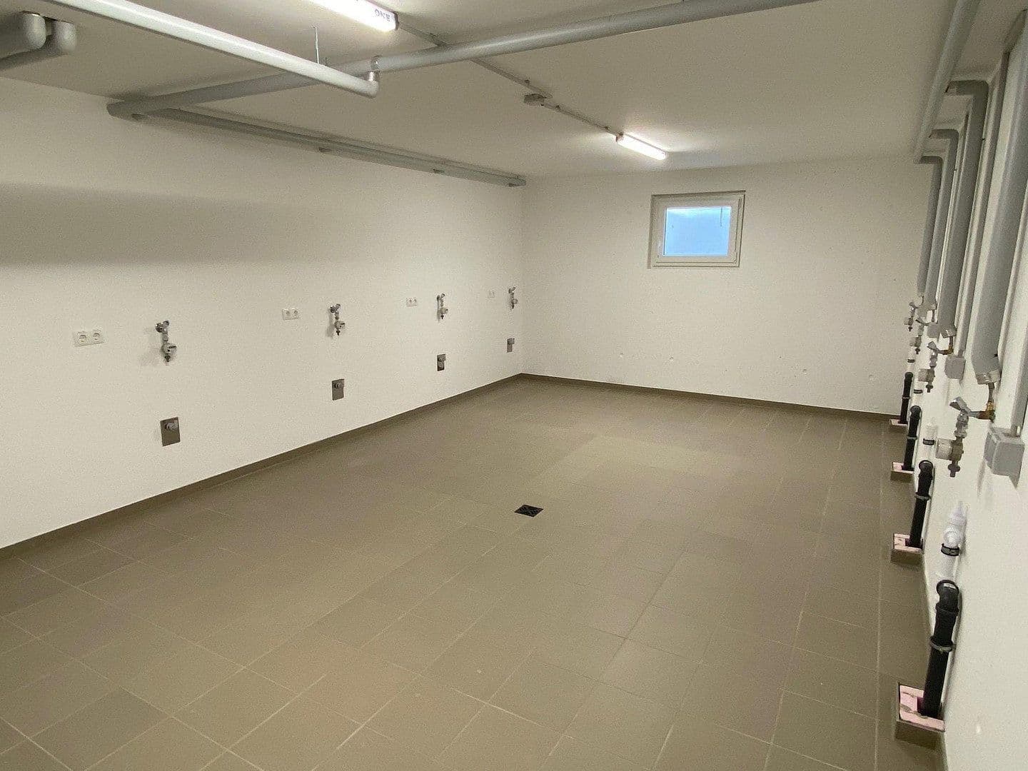 Prenájom bytu 3-izbový 95 m², Hohenthann, Bavorsko Prenájom bytu 3-izbový 95 m², Hohenthann, Bavorsko