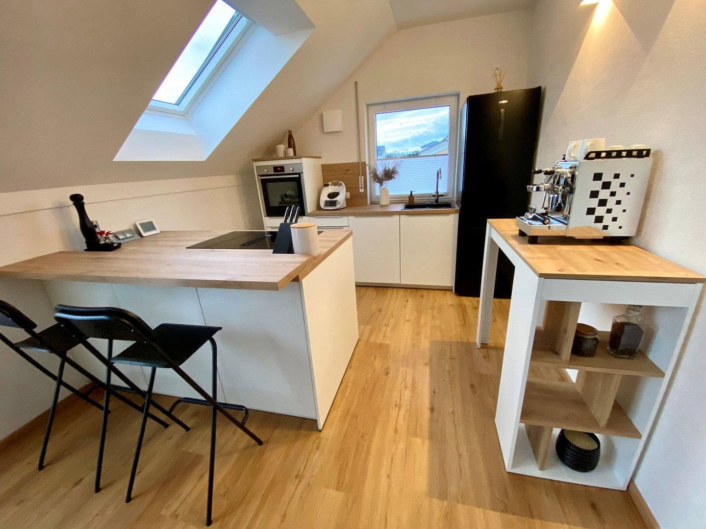 Prenájom bytu 3-izbový 95 m², Hohenthann, Bavorsko Prenájom bytu 3-izbový 95 m², Hohenthann, Bavorsko