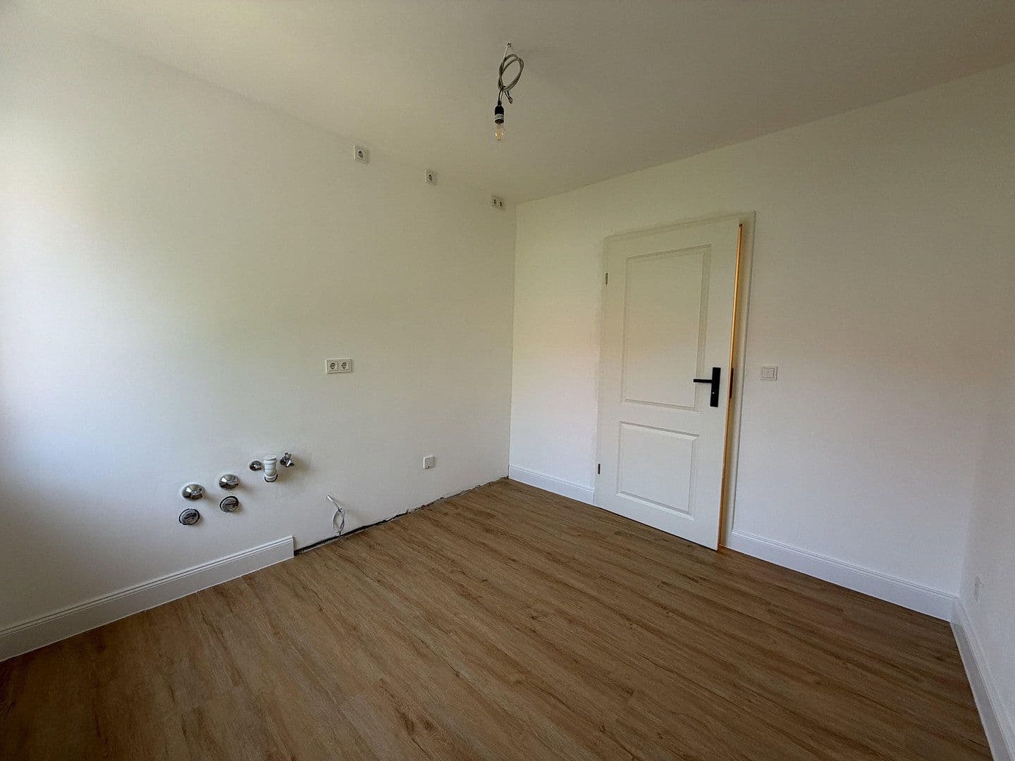 Predaj bytu 3-izbový 77 m², Erfurt, Durínsko Predaj bytu 3-izbový 77 m², Erfurt, Durínsko