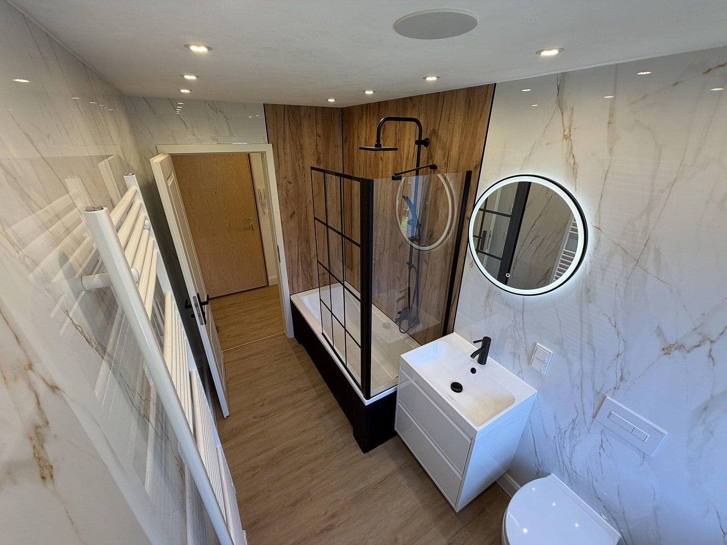 Predaj bytu 3-izbový 77 m², Erfurt, Durínsko Predaj bytu 3-izbový 77 m², Erfurt, Durínsko