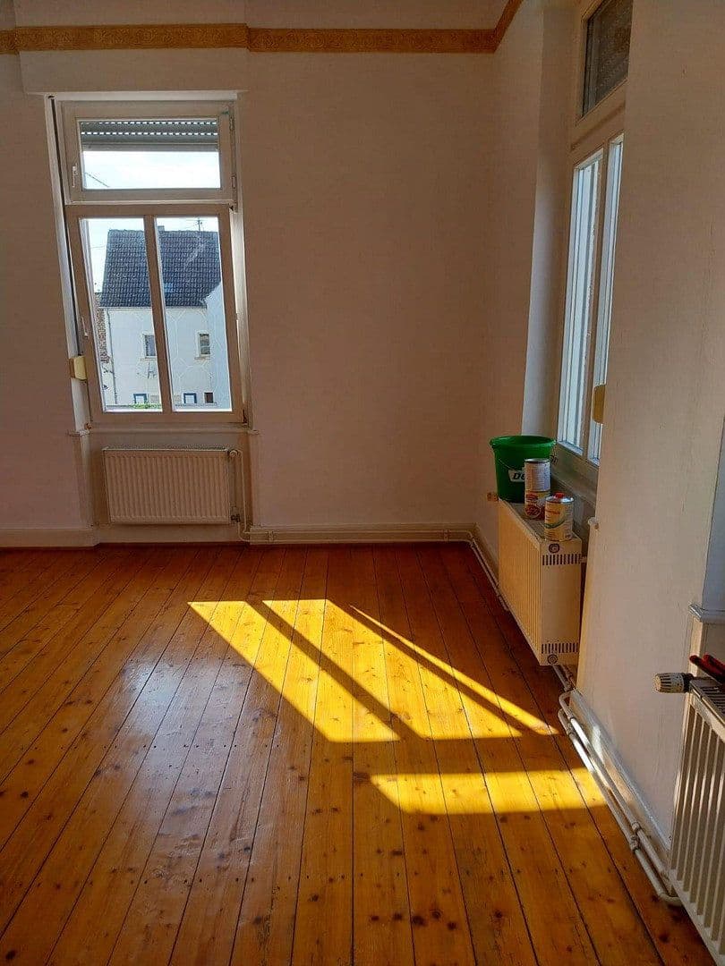 Prenájom bytu 3-izbový 96 m², Hinterhofstr. 71, Eich, Porýnie-Falcko Prenájom bytu 3-izbový 96 m², Hinterhofstr. 71, Eich, Porýnie-Falcko