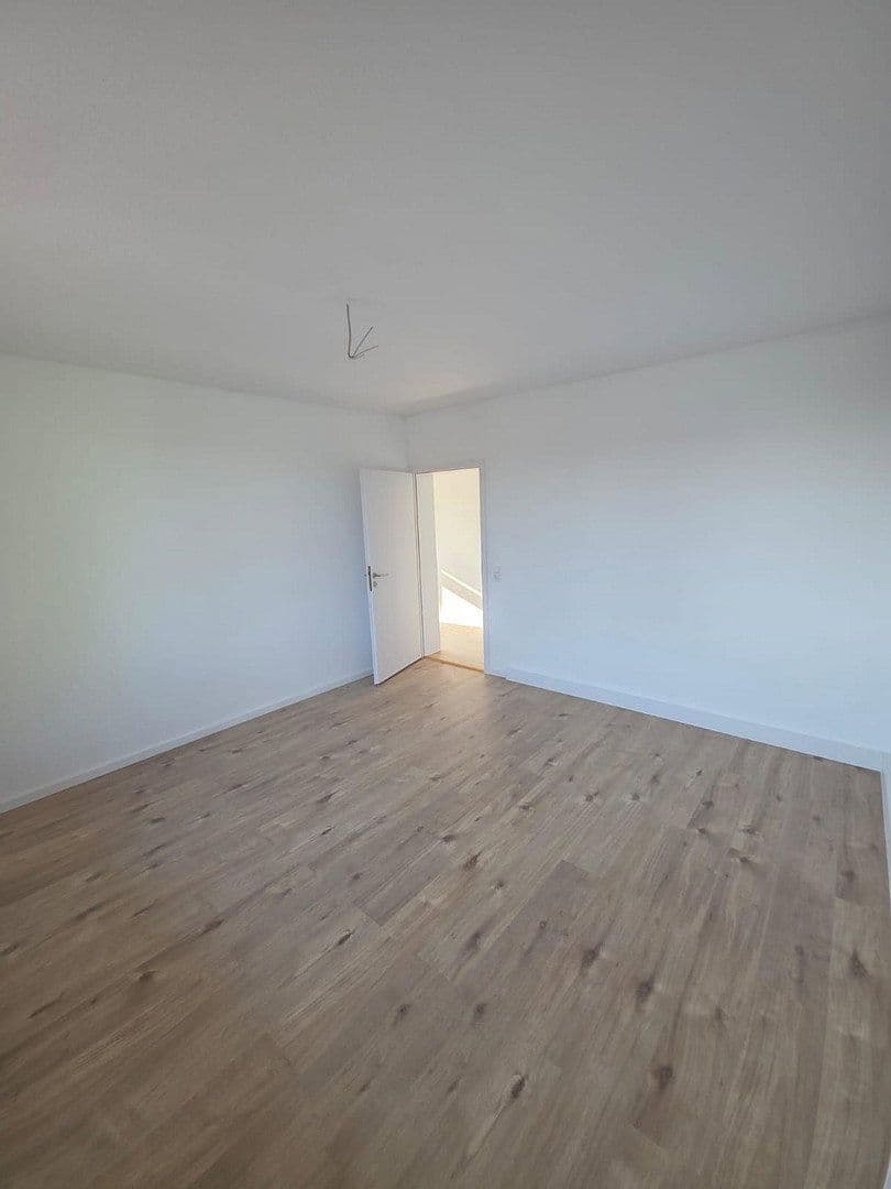 Prenájom bytu 2-izbový 65 m², Neckarsulm, Bádensko-Wurttembersko Prenájom bytu 2-izbový 65 m², Neckarsulm, Bádensko-Wurttembersko