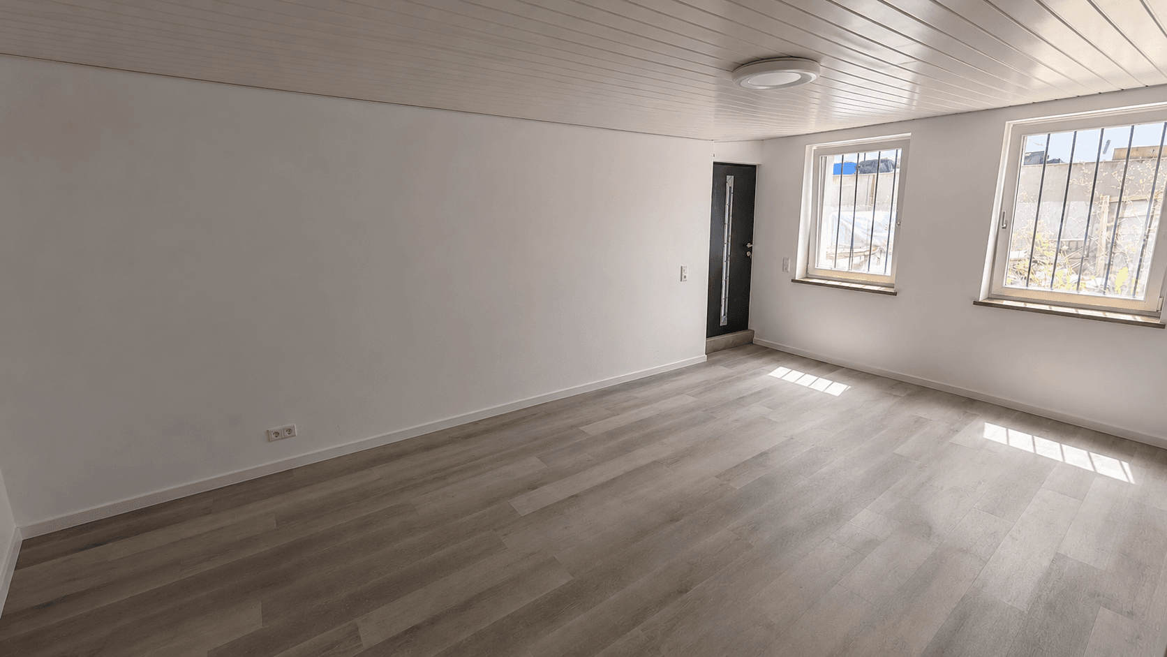 Prenájom bytu 2-izbový 53 m², Bruchsal, Bádensko-Wurttembersko Prenájom bytu 2-izbový 53 m², Bruchsal, Bádensko-Wurttembersko